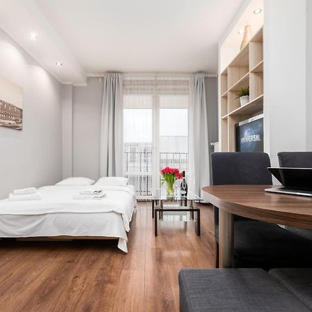 Apartament Chmielna By Your Freedom وارسو المظهر الخارجي الصورة