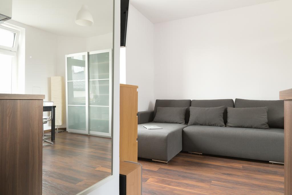 Apartament Chmielna By Your Freedom وارسو الغرفة الصورة
